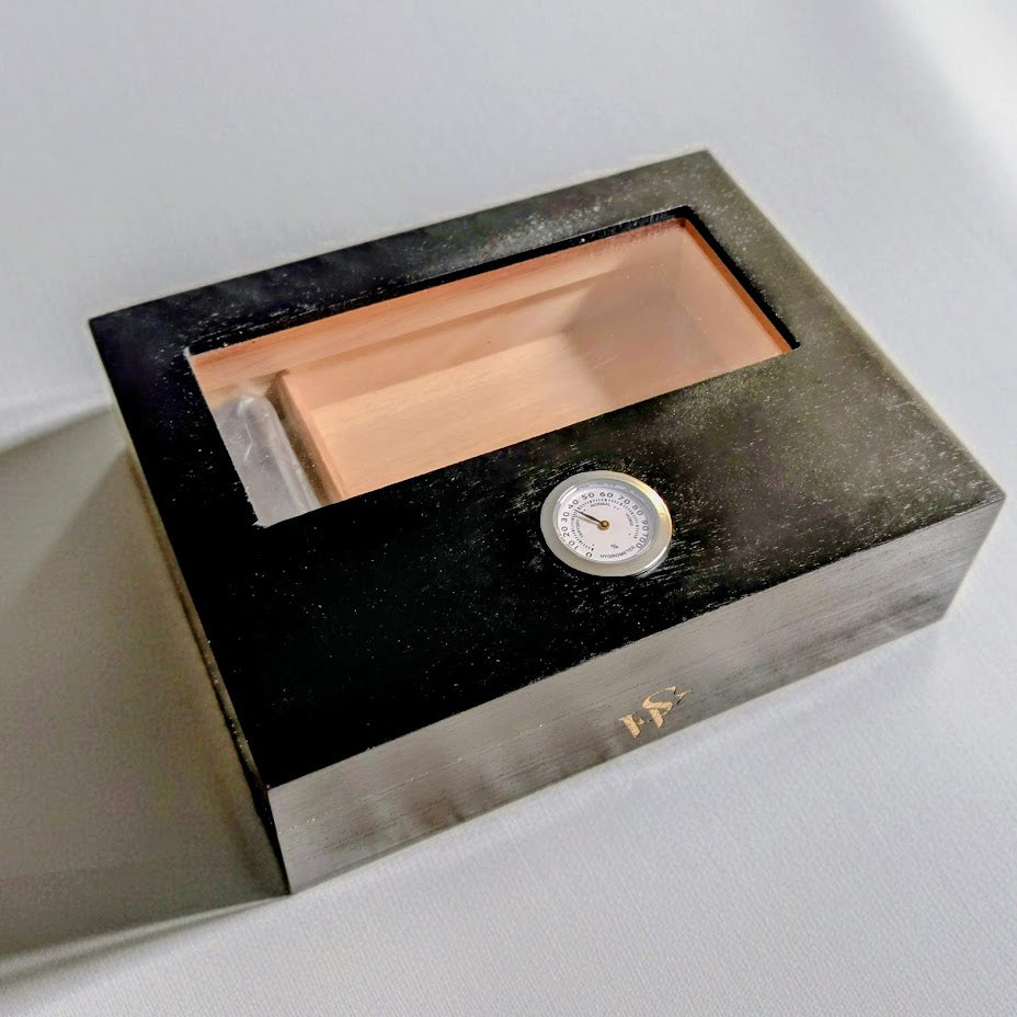 Cigar Box, Spanish Cedar, Black, with Hygrometer and Humidor, 9x7 inches