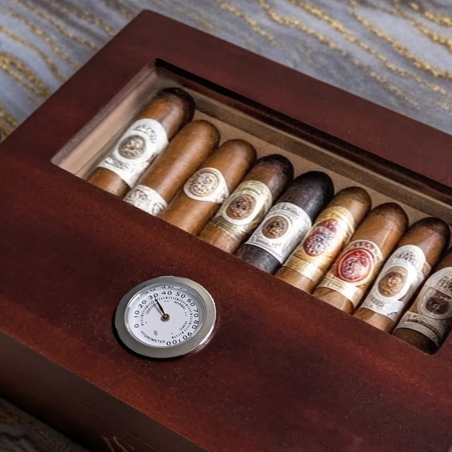 Cigar Box, Spanish Cedar, Brown, with Hygrometer and Humidor, 9x7 inches